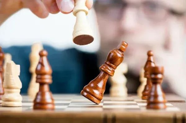 Chỉ trong hai ngày, hai mô hình lớn Meta và Mistral đã